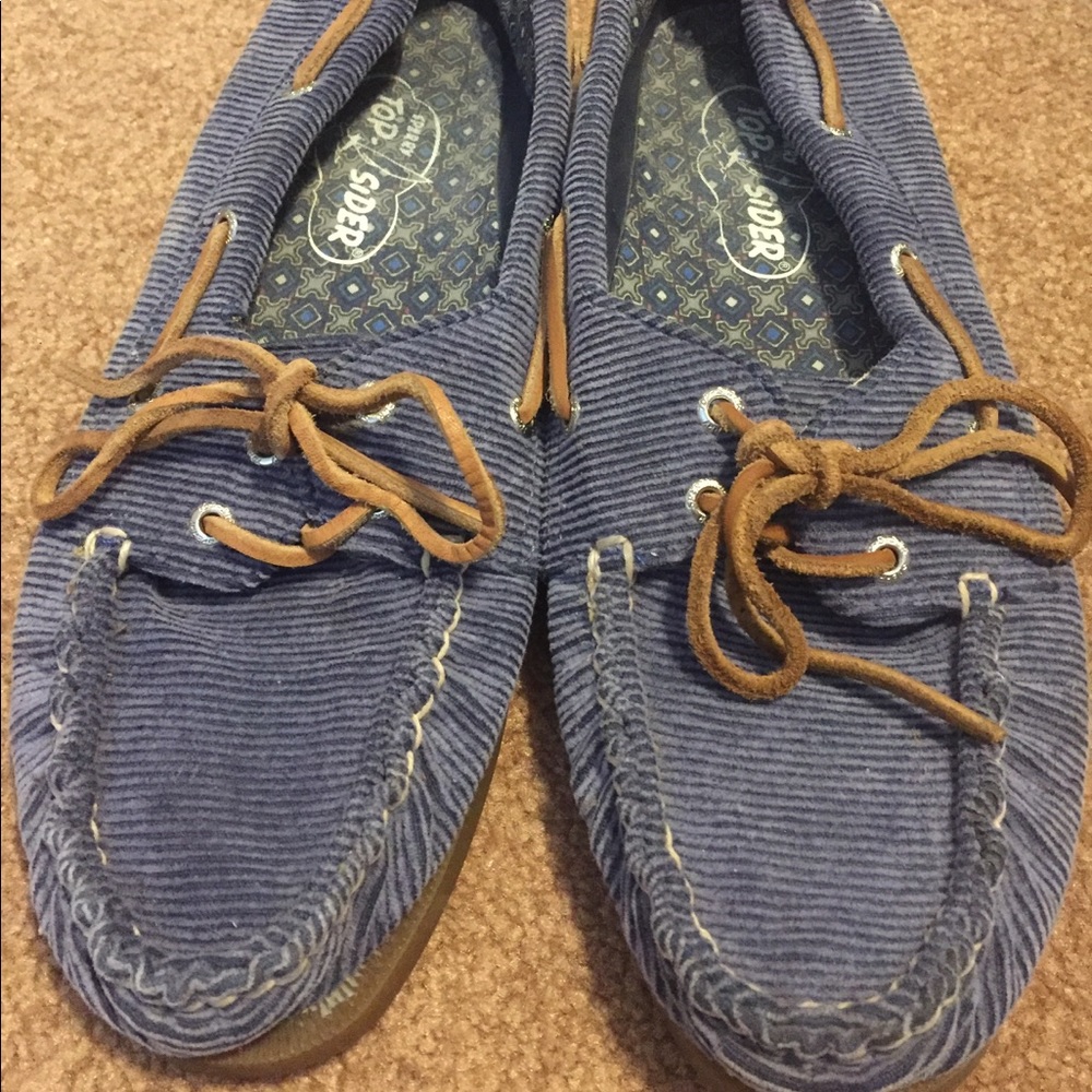 Blue Corduroy Sperry’s 💙💙